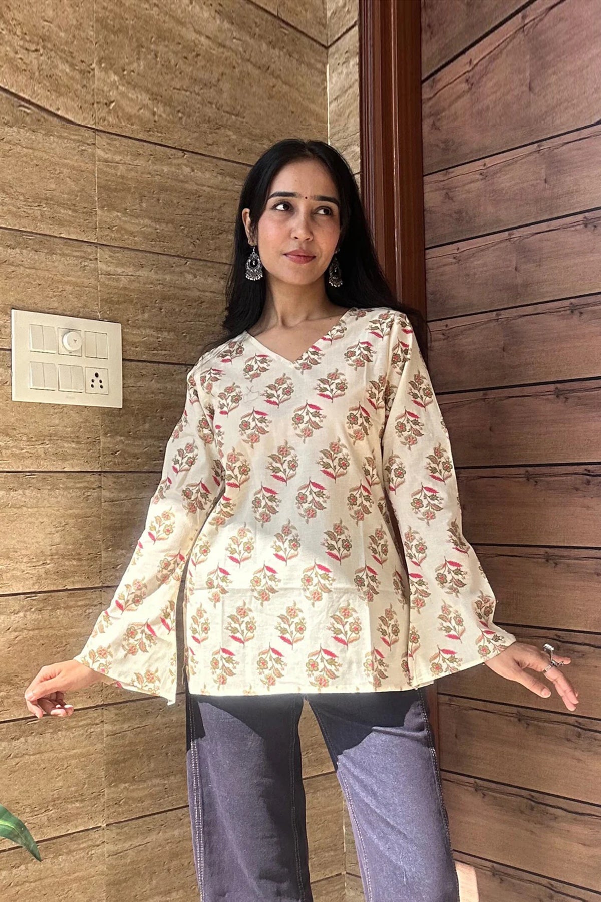 Floral Flower Patti Printed Kurta With Bell Sleeves